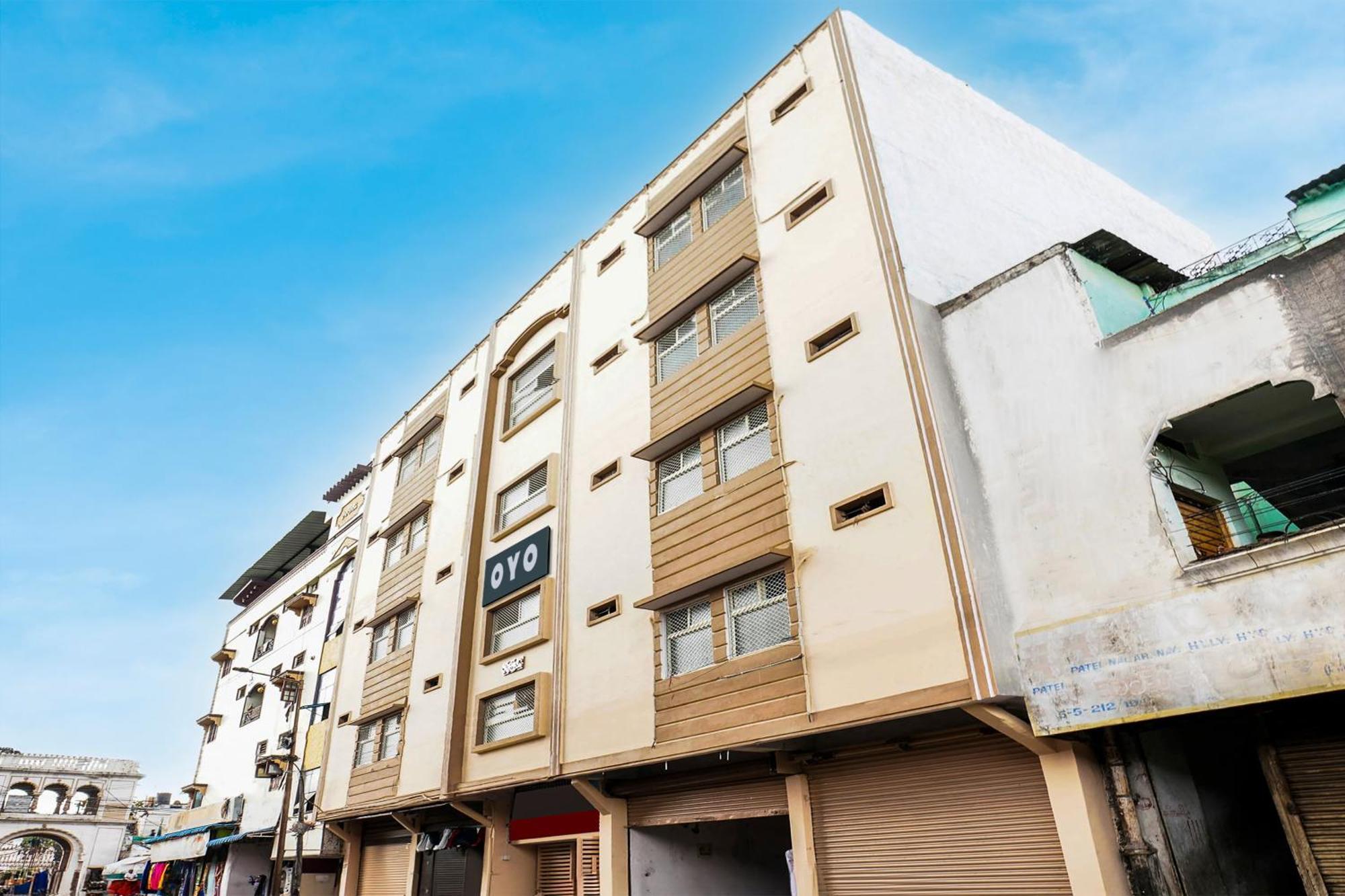 Hotel O Aroma Classic Near Nampally Main Railway Station 海得拉巴 外观 照片